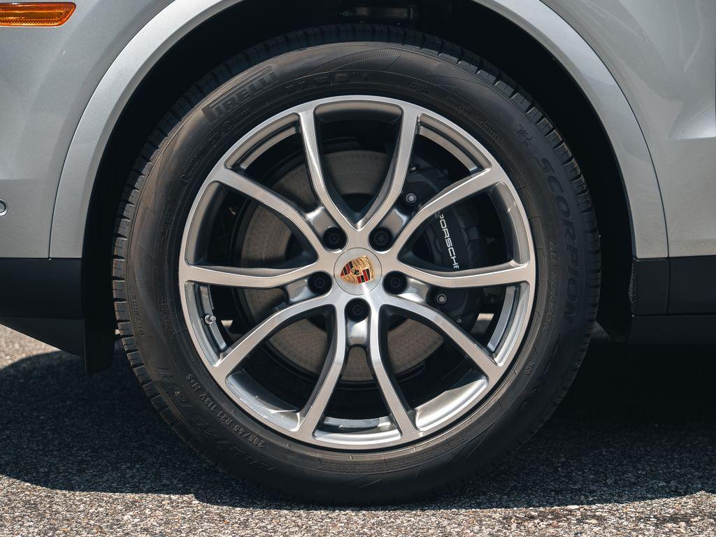 new 2026 Porsche Cayenne car, priced at $112,510