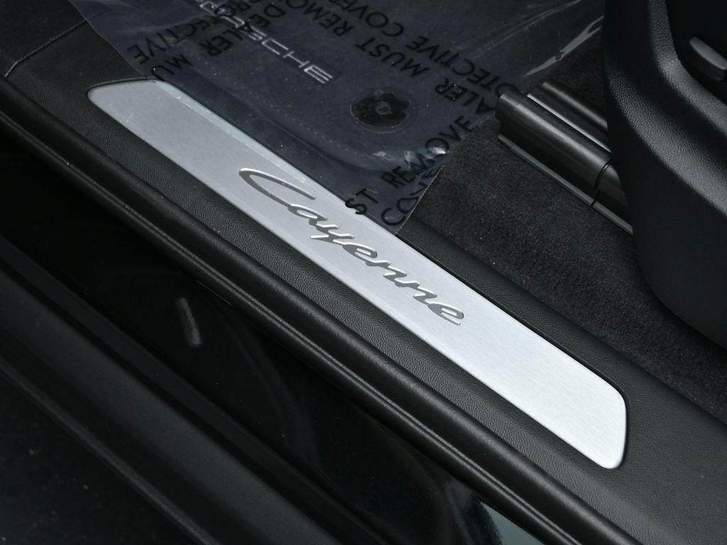 new 2025 Porsche Cayenne car, priced at $107,635