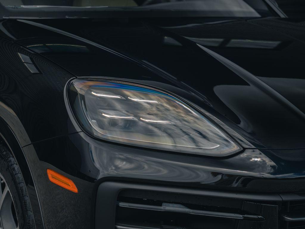 new 2025 Porsche Cayenne car, priced at $107,635