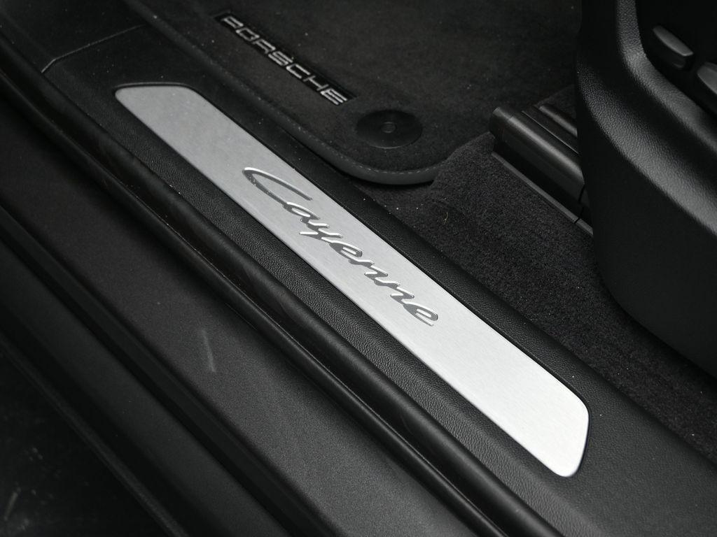new 2025 Porsche Cayenne car, priced at $114,055