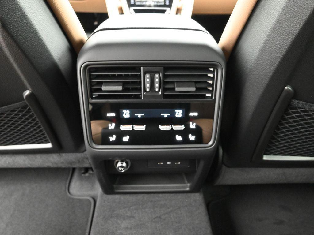 new 2025 Porsche Cayenne car, priced at $107,635