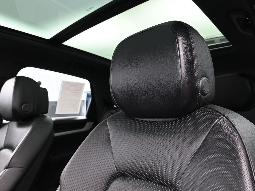 used 2025 Porsche Cayenne car, priced at $90,900