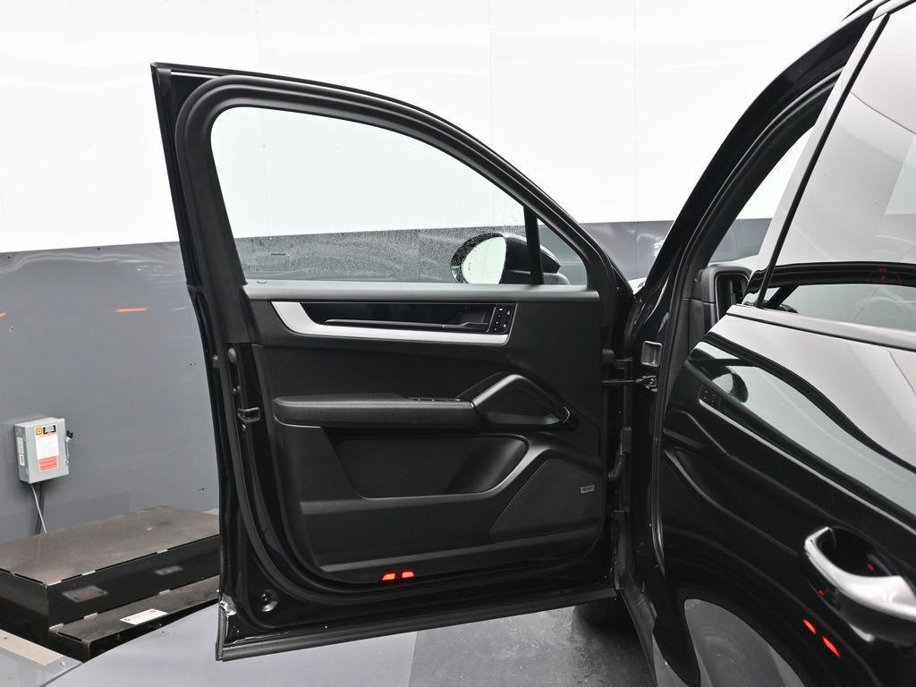 used 2025 Porsche Cayenne car, priced at $90,900