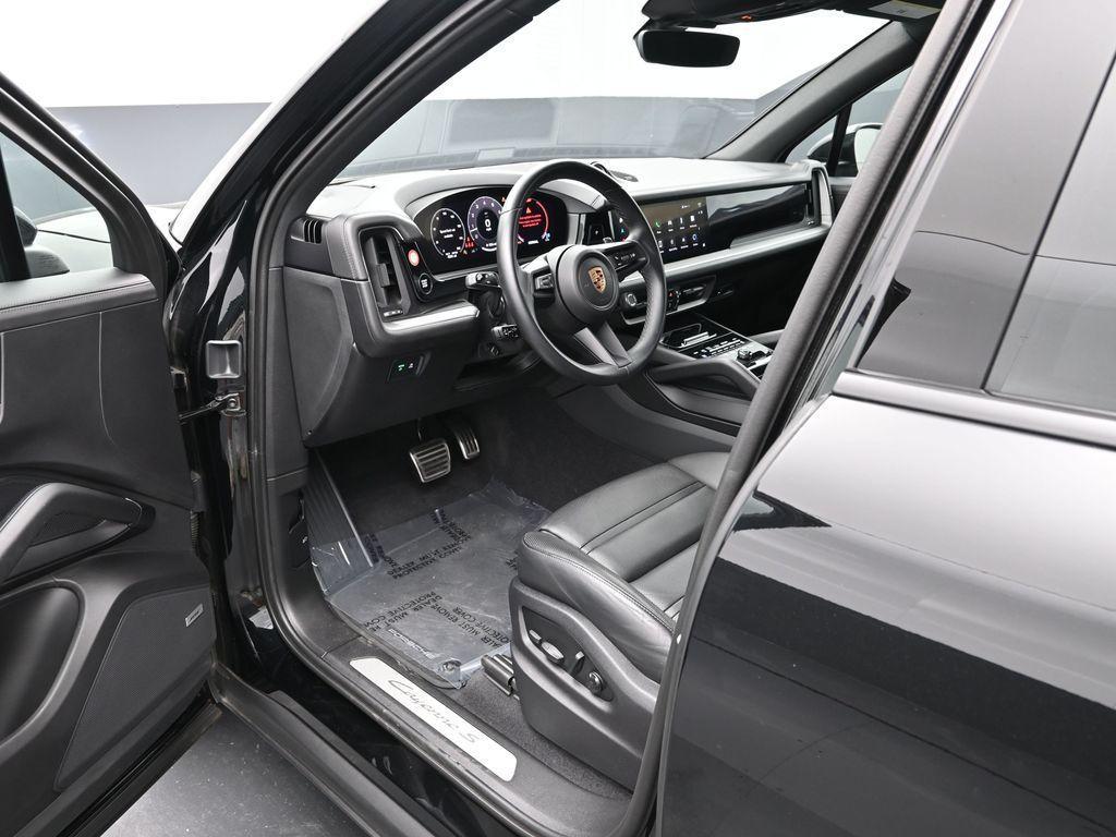 new 2024 Porsche Cayenne car, priced at $114,000