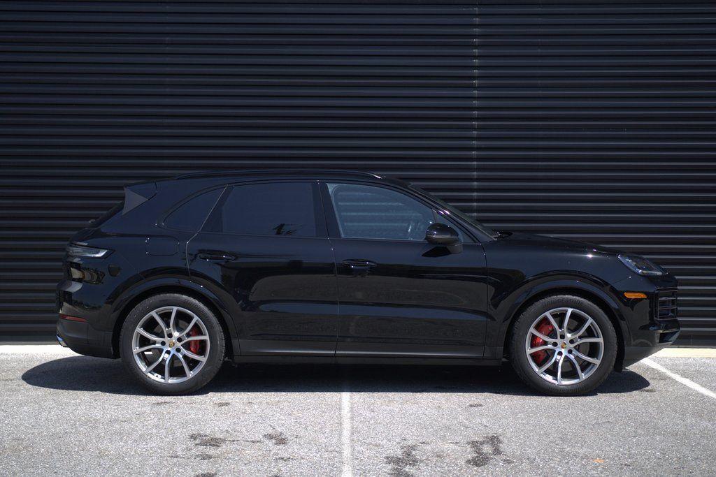 new 2024 Porsche Cayenne car, priced at $117,200