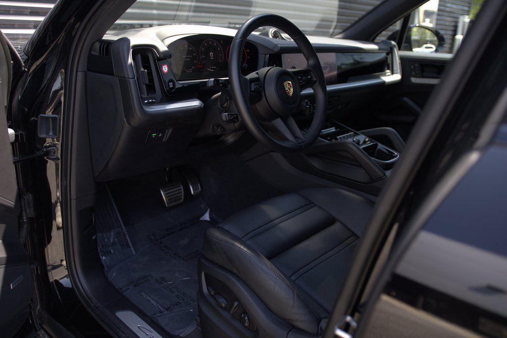 new 2024 Porsche Cayenne car, priced at $117,200