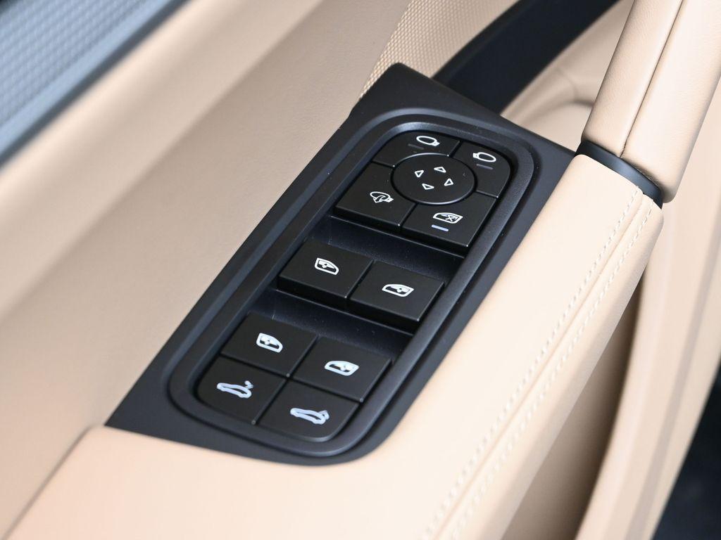new 2025 Porsche Cayenne car, priced at $137,325