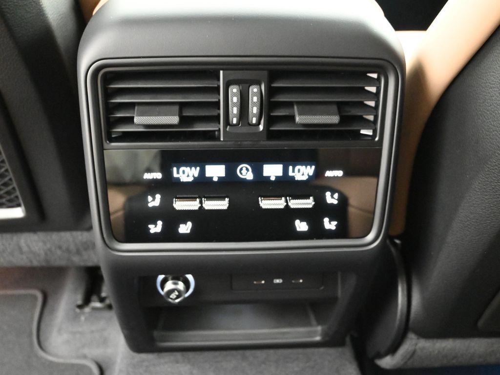 new 2025 Porsche Cayenne car, priced at $137,325