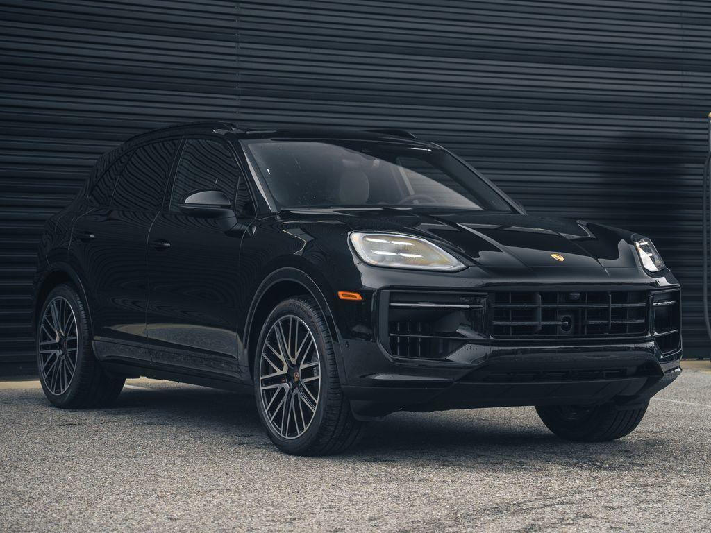 new 2025 Porsche Cayenne car, priced at $137,325