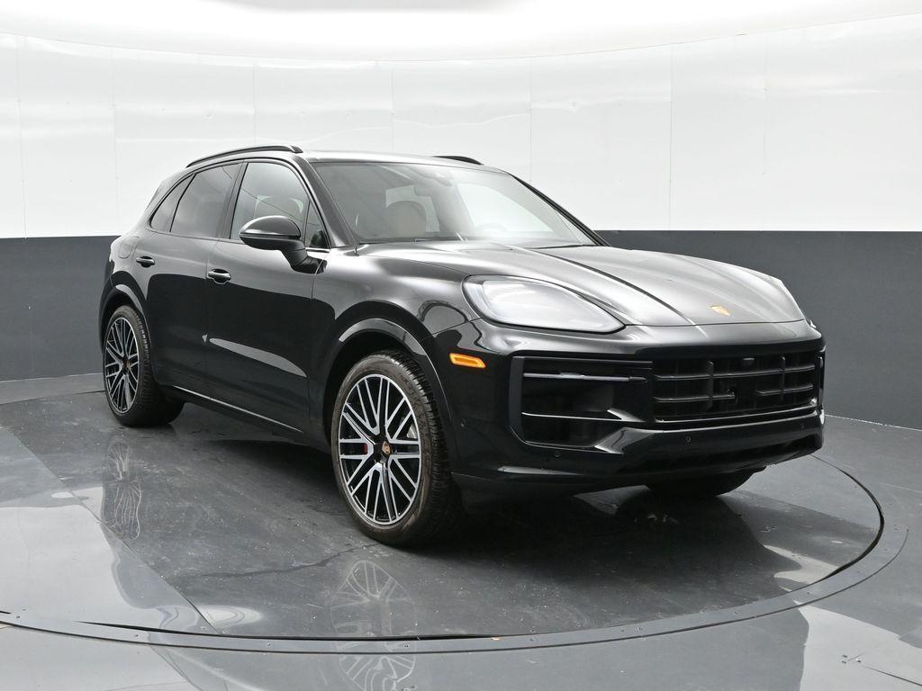 new 2025 Porsche Cayenne car, priced at $137,325