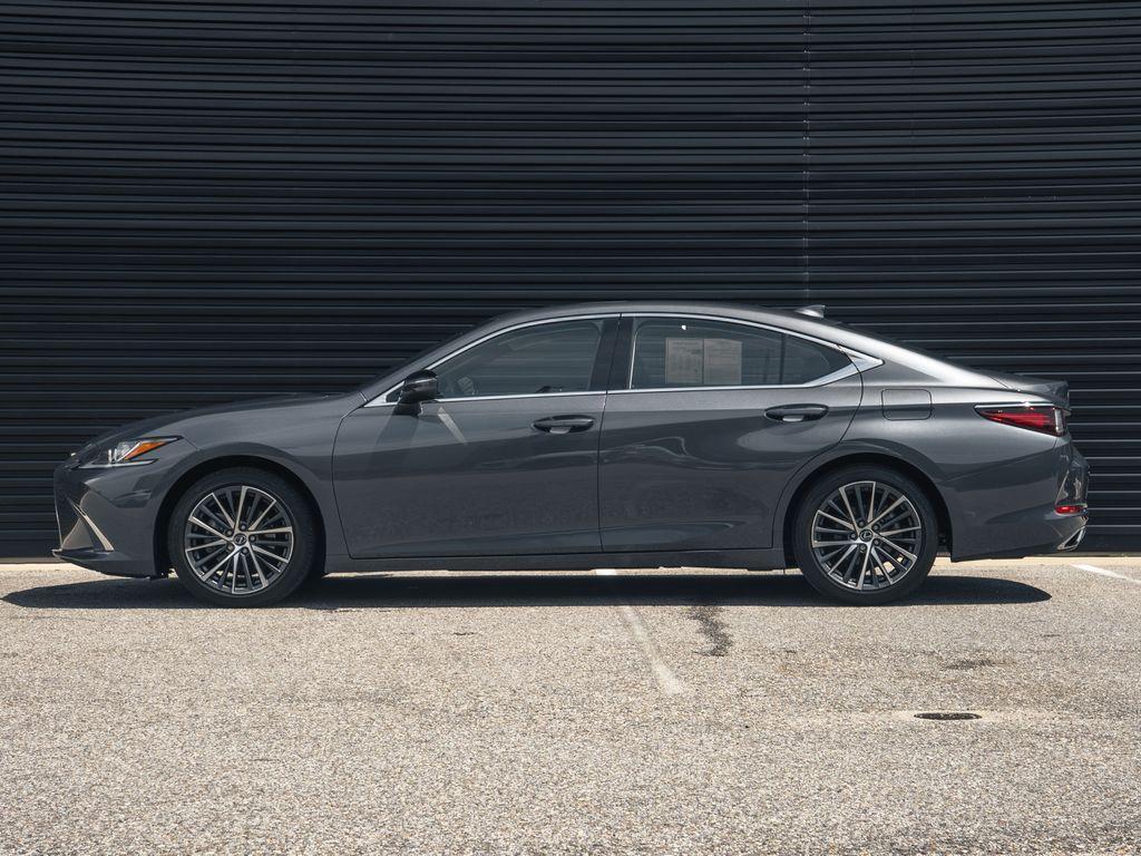 used 2022 Lexus ES 350 car, priced at $34,900