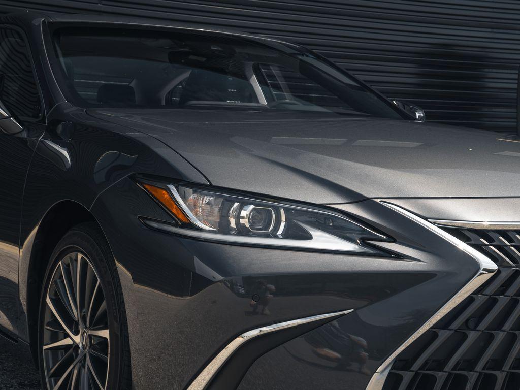 used 2022 Lexus ES 350 car, priced at $34,900