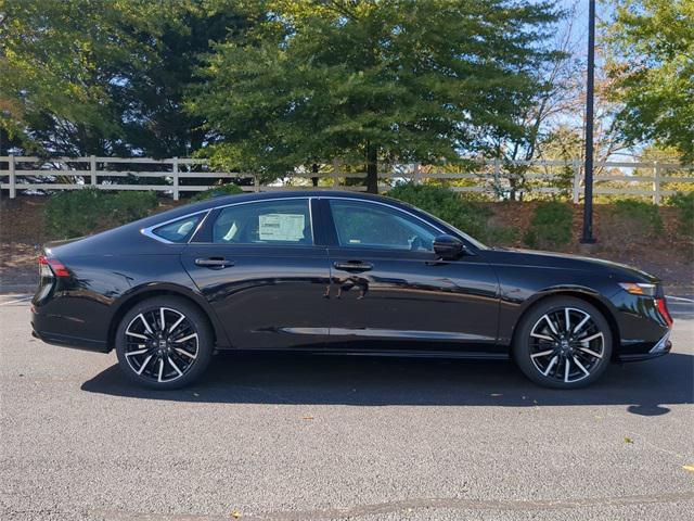 new 2025 Honda Accord Hybrid car, priced at $40,395