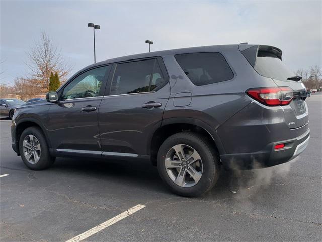 new 2025 Honda Pilot car, priced at $46,995