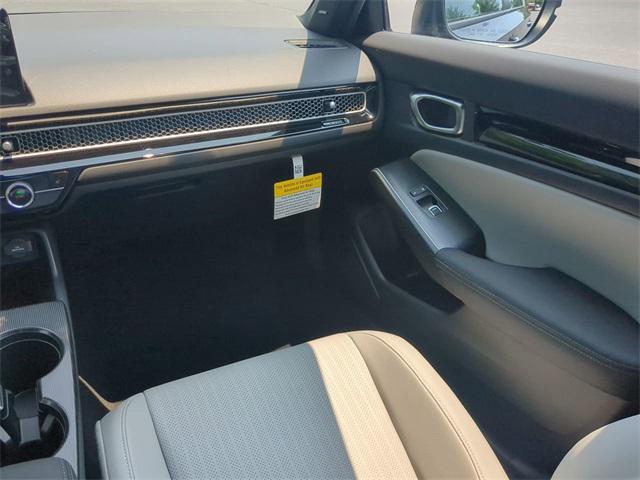 new 2025 Honda Civic Hybrid car, priced at $33,100