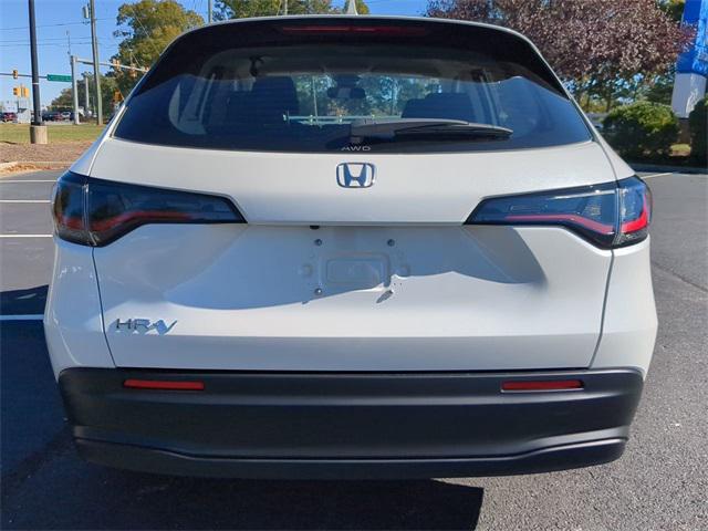 new 2025 Honda HR-V car, priced at $28,405