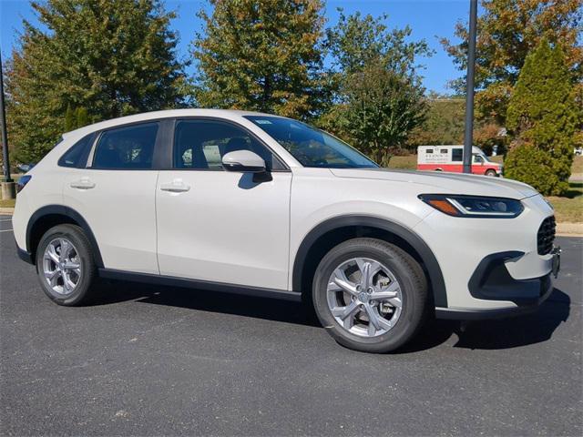 new 2025 Honda HR-V car, priced at $28,405