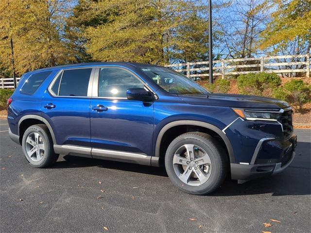 new 2025 Honda Pilot car, priced at $47,725