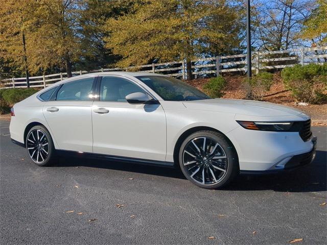 new 2025 Honda Accord Hybrid car, priced at $40,850