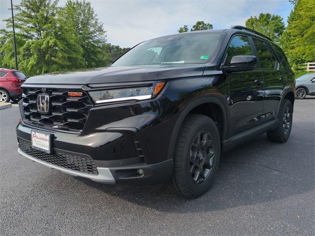 new 2025 Honda Pilot car, priced at $50,850