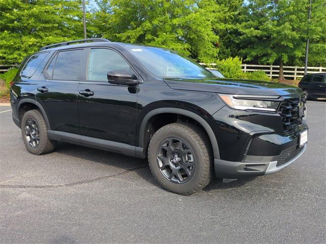 new 2025 Honda Pilot car, priced at $50,850