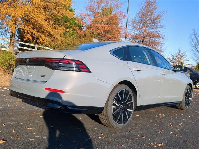 new 2025 Honda Accord Hybrid car, priced at $40,850