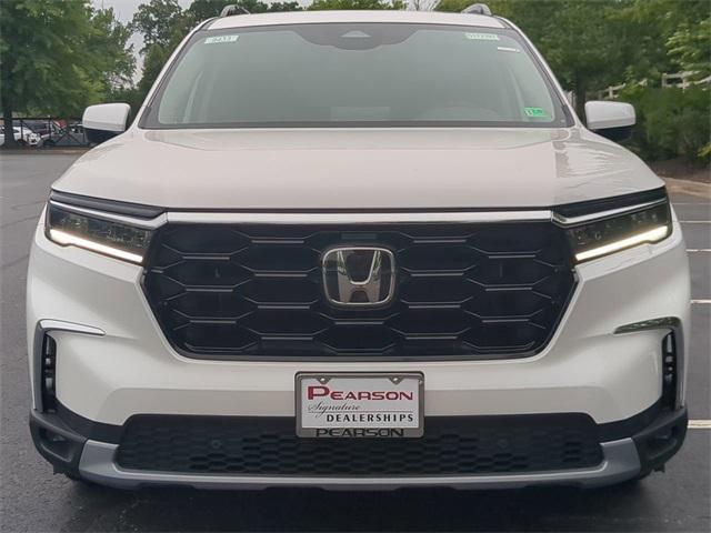 new 2025 Honda Pilot car, priced at $51,505
