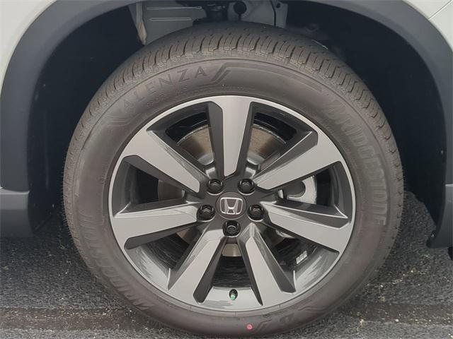 new 2025 Honda Pilot car, priced at $51,505