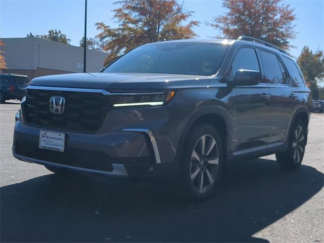 new 2025 Honda Pilot car, priced at $54,475