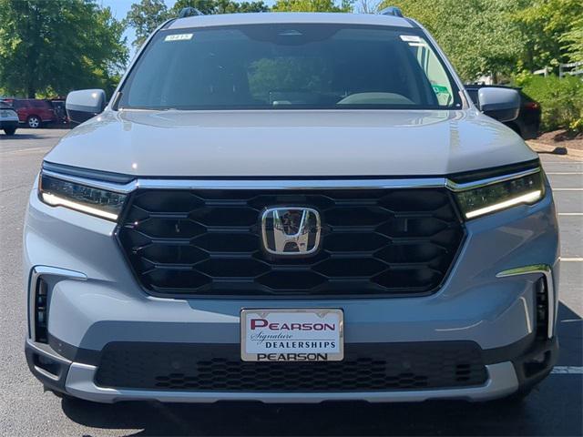new 2025 Honda Pilot car, priced at $51,505