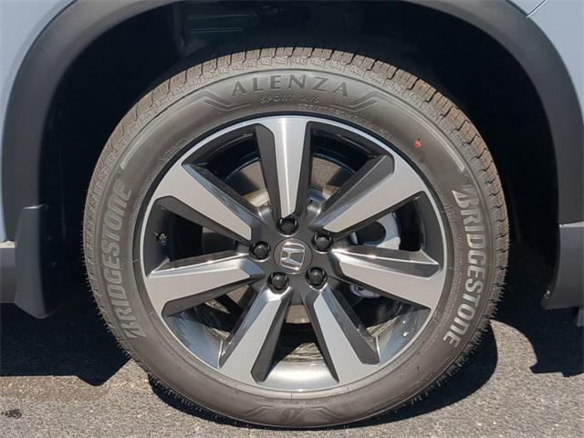new 2025 Honda Pilot car, priced at $51,505