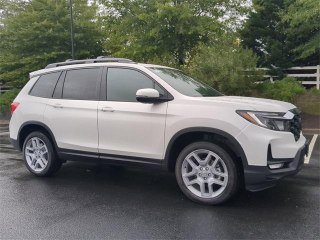 new 2025 Honda Passport car, priced at $45,405