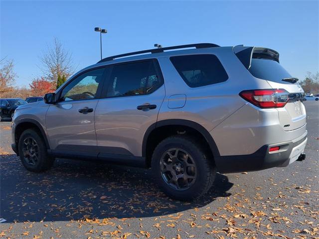 new 2025 Honda Pilot car, priced at $50,795