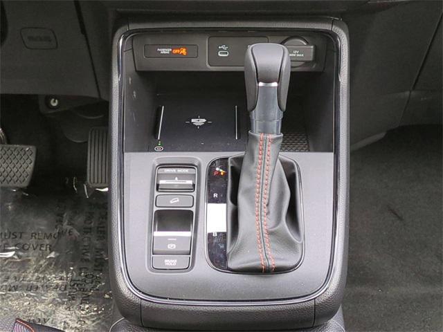 new 2026 Honda CR-V Hybrid car, priced at $40,650