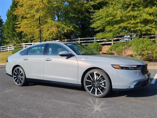 new 2025 Honda Accord Hybrid car, priced at $40,850