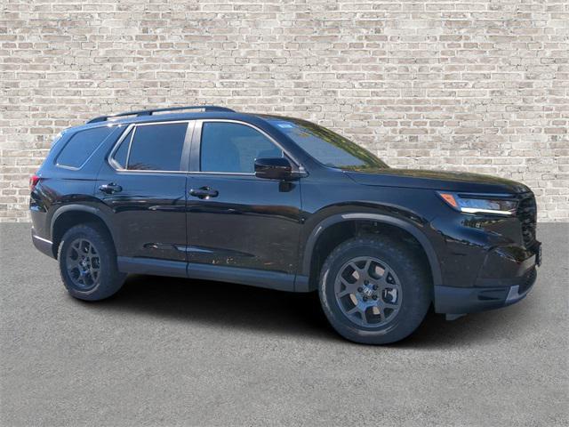 new 2025 Honda Pilot car, priced at $50,895