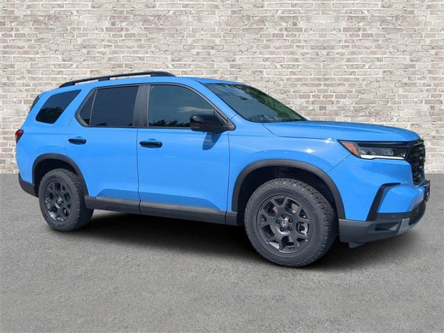 new 2025 Honda Pilot car, priced at $51,305