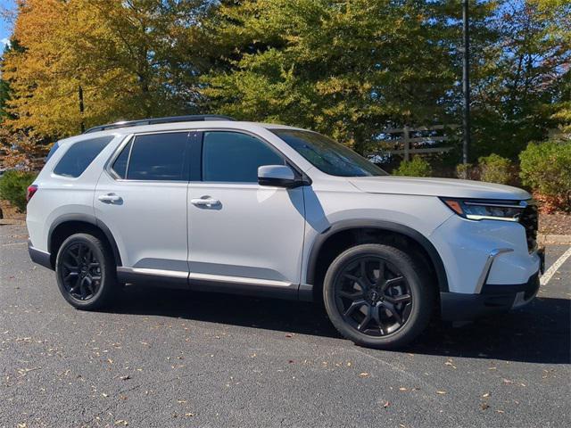 new 2025 Honda Pilot car, priced at $53,450