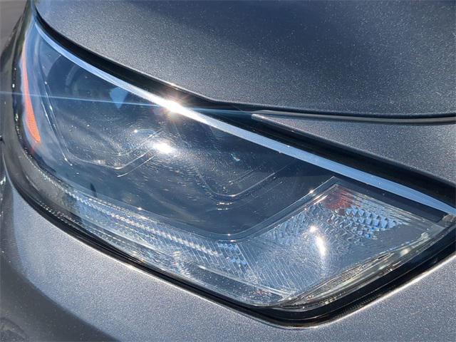 used 2021 Toyota Highlander car, priced at $27,500