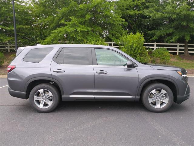 new 2025 Honda Pilot car, priced at $47,095
