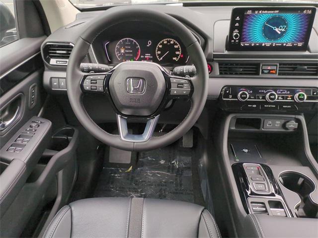 new 2025 Honda Pilot car, priced at $47,095
