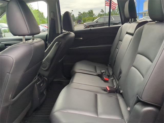 used 2022 Honda Pilot car, priced at $36,734