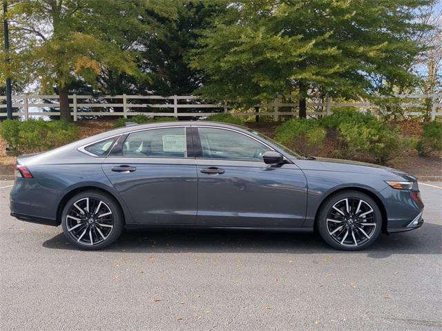 new 2025 Honda Accord Hybrid car, priced at $40,395