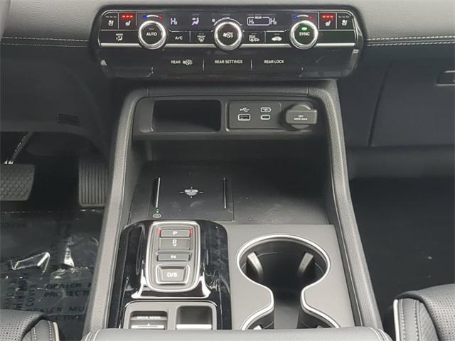 new 2025 Honda Pilot car, priced at $54,530