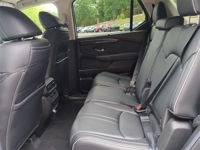 new 2025 Honda Pilot car, priced at $54,530