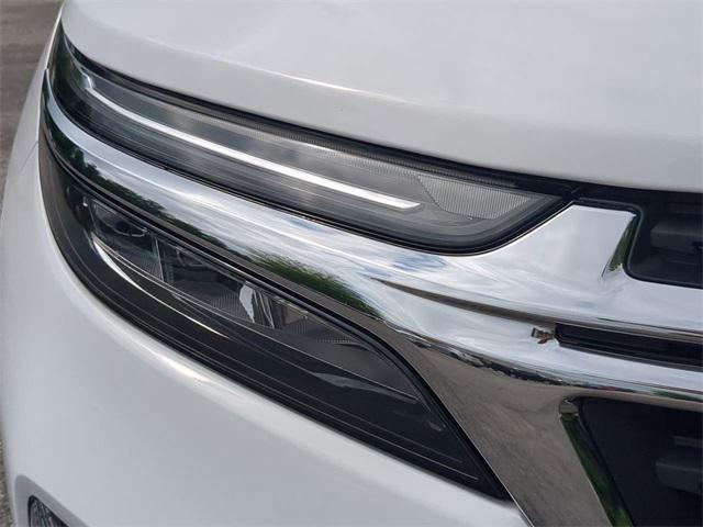 used 2024 Chevrolet Equinox car, priced at $25,300