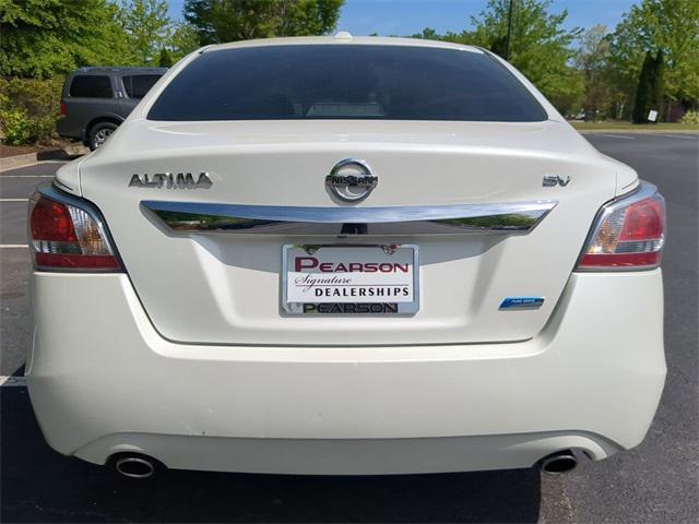 used 2014 Nissan Altima car, priced at $7,900