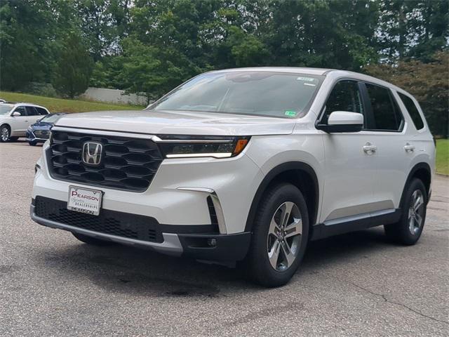 new 2025 Honda Pilot car, priced at $47,505