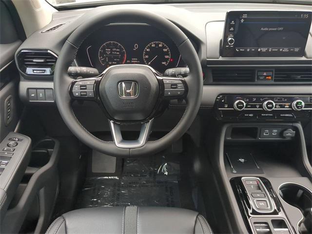 new 2025 Honda Pilot car, priced at $47,505
