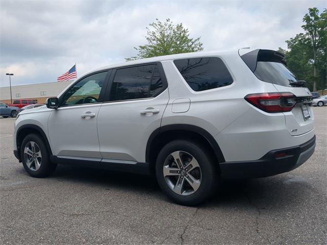 new 2025 Honda Pilot car, priced at $47,505